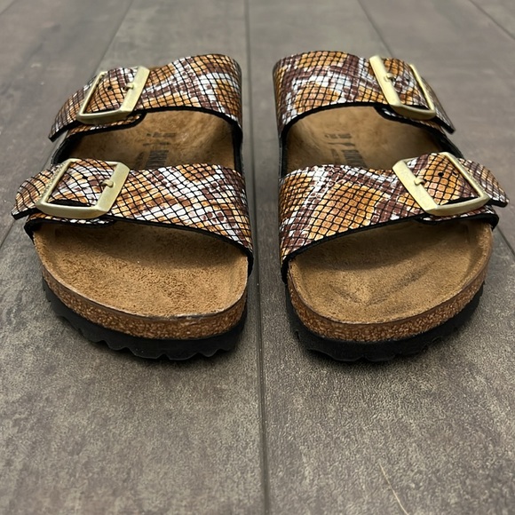 NWOT Birkenstock Arizona Slide Sandal in Brown Snake Skin Print, size 38 (7-7.5) - Picture 3 of 12